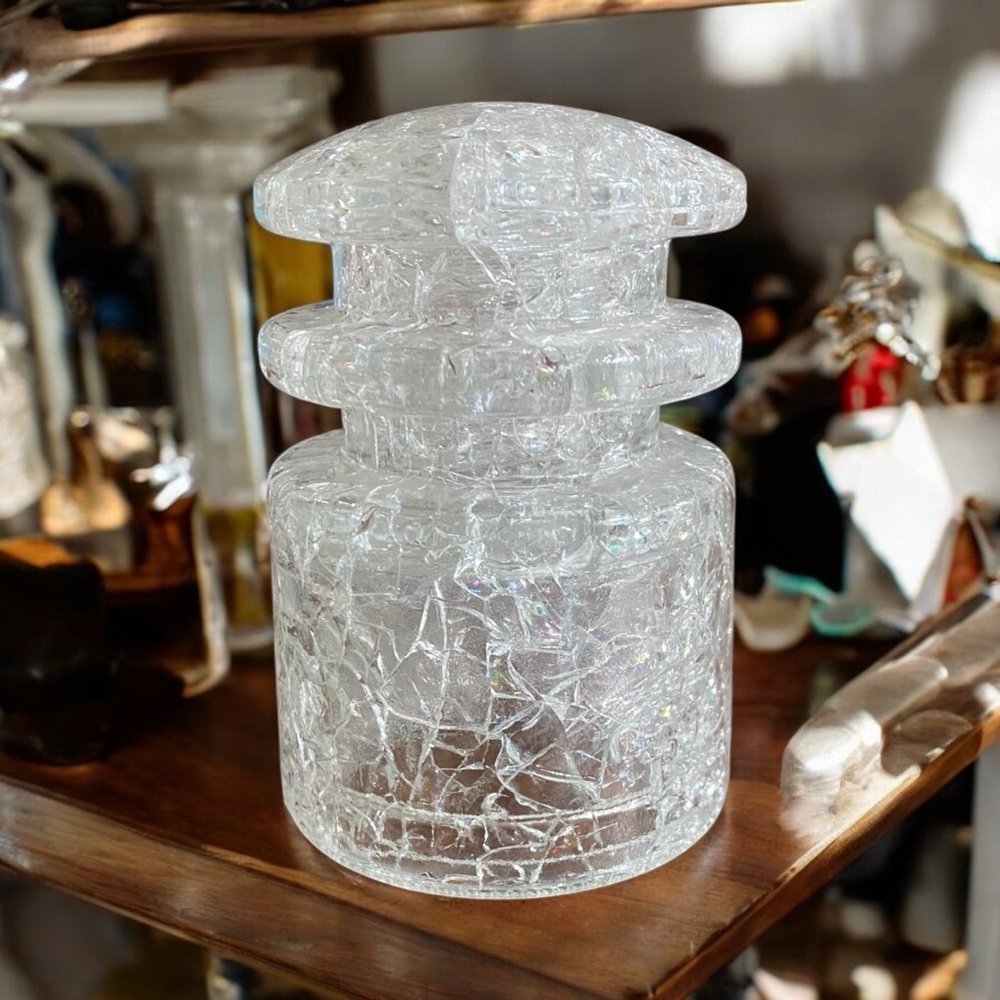 Crackle glass insulator. Hemingray 18 - 63